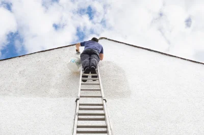 Peinture extérieure au Vigeant — façades et ravalement